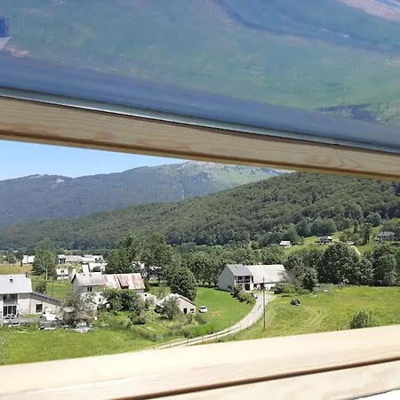 Vallee De * Campan